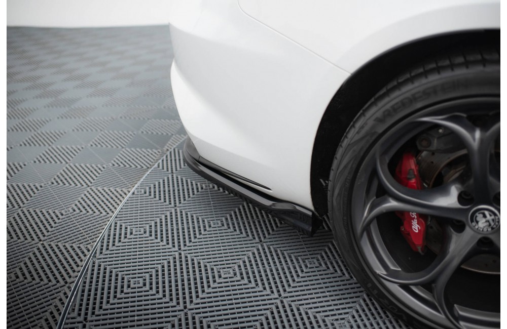 Set of Splitters Alfa Romeo Giulia Quadrifoglio