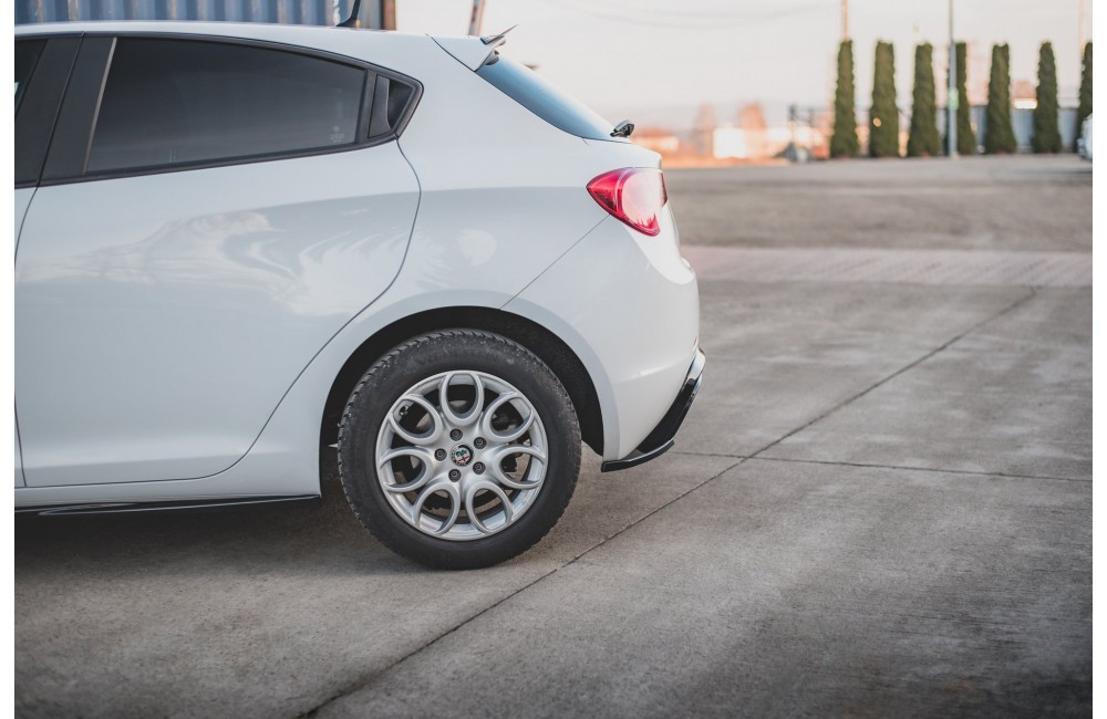 Rear Side Splitters V.3 Alfa Romeo Giulietta Facelift