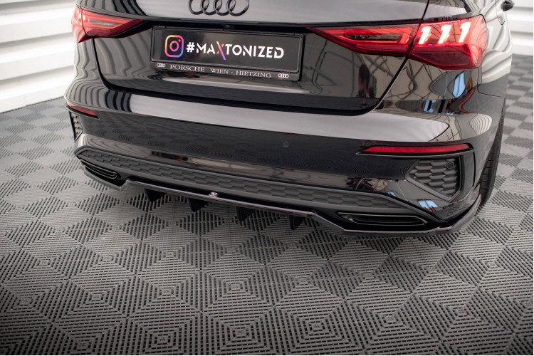 Πίσω Splitter (με κάθετες ράβδους) Audi A3 S-Line Sedan 8Y