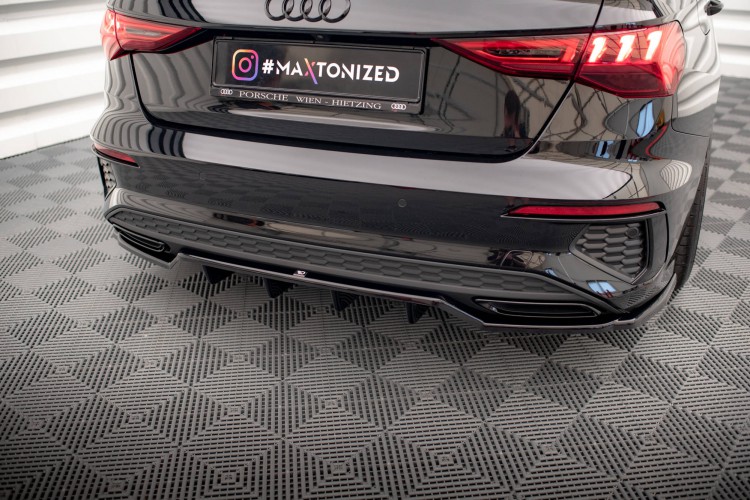 Πίσω Splitter (με κάθετες ράβδους) Audi A3 S-Line Sedan 8Y