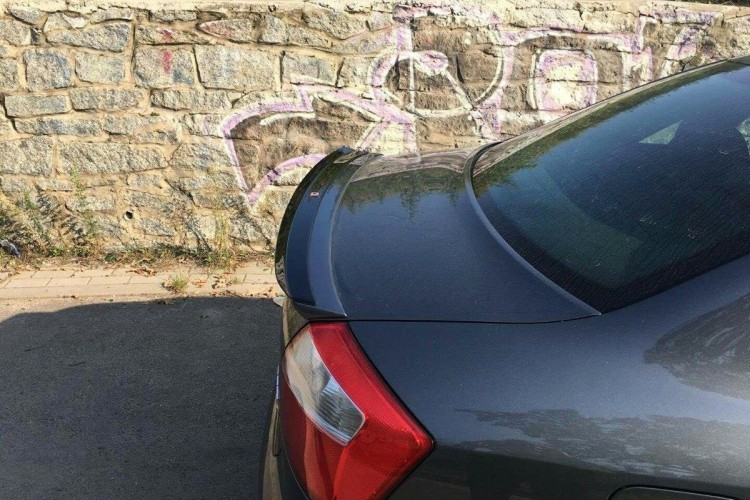 Αεροτομή Καπό Audi A4 S-Line B6 Sedan