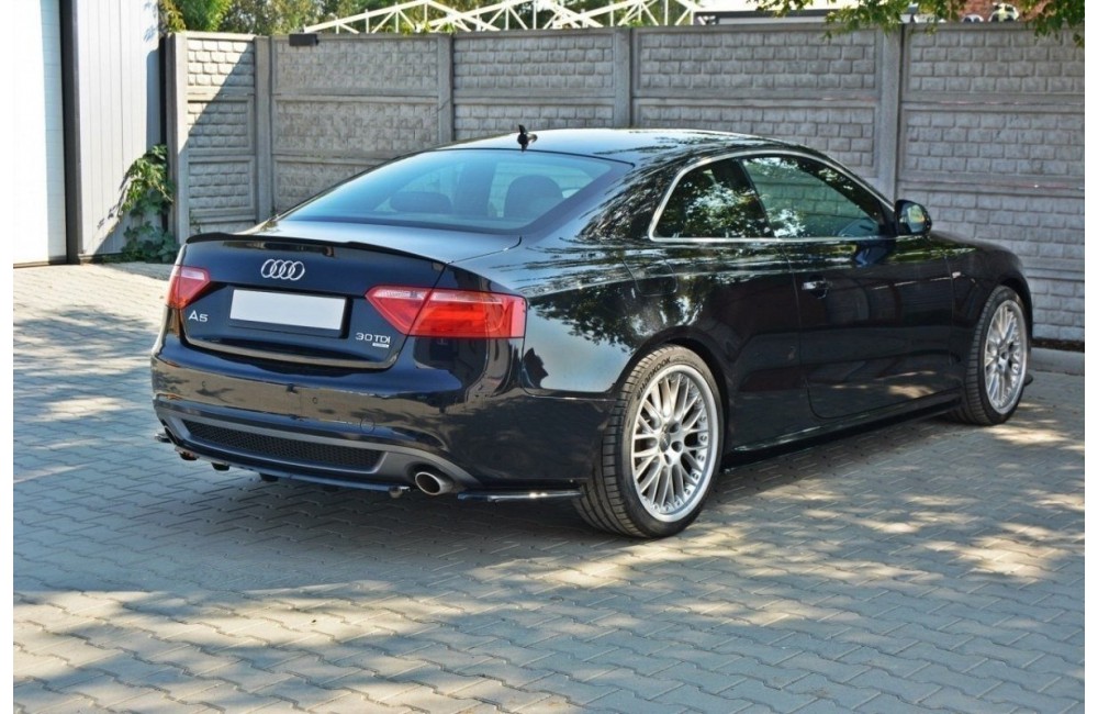 Rear Splitter AUDI A5 S-LINE (with a vertical bar)