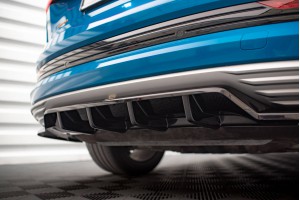 Rear Splitter (with vertical bars) Audi e-tron