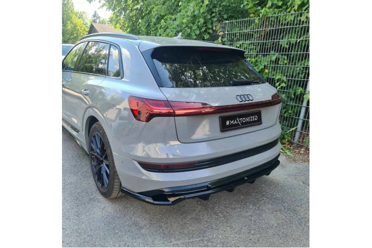 Πίσω splitter (με κατακόρυφες ράβδους) Audi e-Tron S-Line