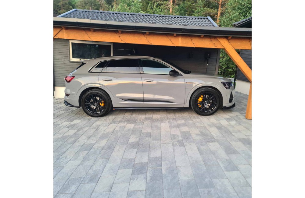 Side Skirts Diffusers Audi e-Tron S-Line