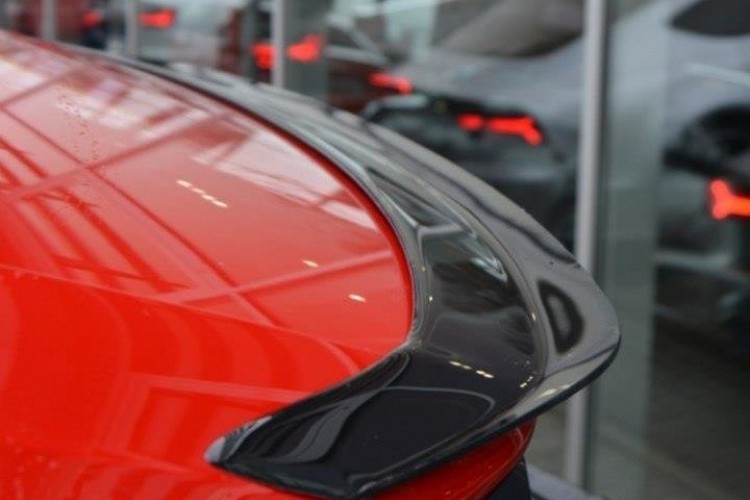 Αεροτομή Καπό Audi Q2 Mk.1