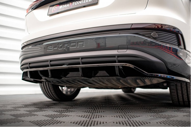 Οπίσθιο splitter (με κατακόρυφες ράβδους) Audi Q4 e-tron Sportback S-line Mk1