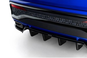Rear Splitter (with vertical bars) Audi Q5 S-Line Sportback / SUV Mk3