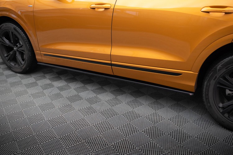 Side skirts Diffusers V.1 Audi Q8 S-line / SQ8 Mk1 Facelift