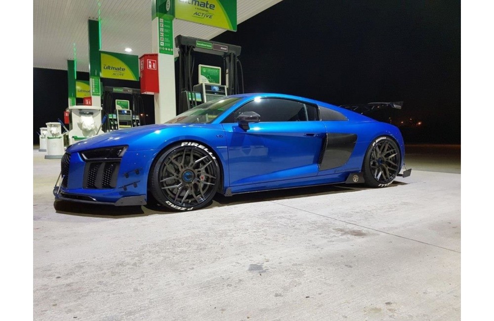 Racing Side Skirts Diffusers Audi R8 Mk.2
