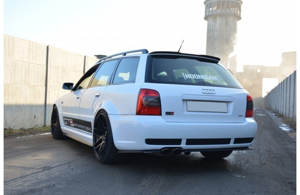 REAR SPLITTER AUDI RS4 B5 (with a vertical bar)