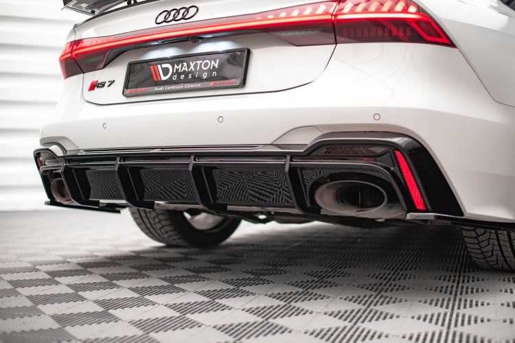 Κάτω τμήμα πίσω προφυλακτήρα Audi RS6 C8