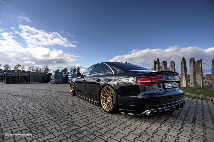 Αεροτομή Καπό Audi S8 D4 Facelift