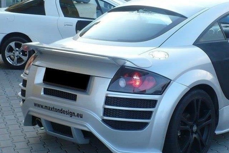 Αεροτομή Audi TT 8N < R8 Look >