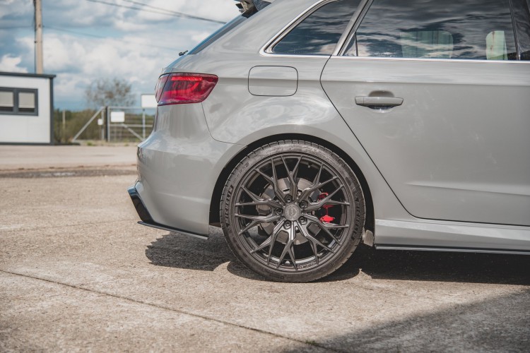Street Pro Πίσω Πλευρικοί Splitters Audi RS3 8V Sportback