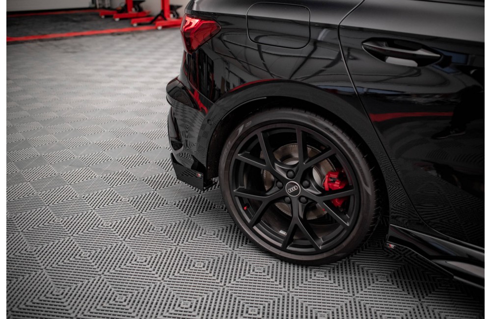 Street Pro Rear Side Splitters + Flaps Audi RS3 Sportback 8Y - Black + Gloss Flaps