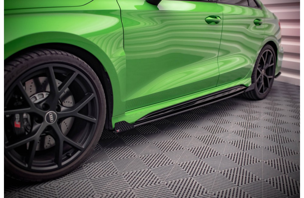 Street Pro Side Skirts Diffusers + Flaps Audi RS3 Sedan 8Y - Black + Gloss Flaps