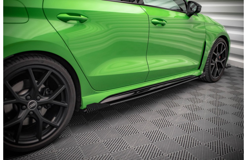 Street Pro Side Skirts Diffusers + Flaps Audi RS3 Sedan 8Y - Black + Gloss Flaps