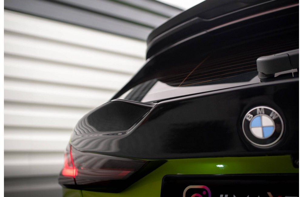 The extension of the rear window BMW 1 M-Pack / M135i / 128ti F40