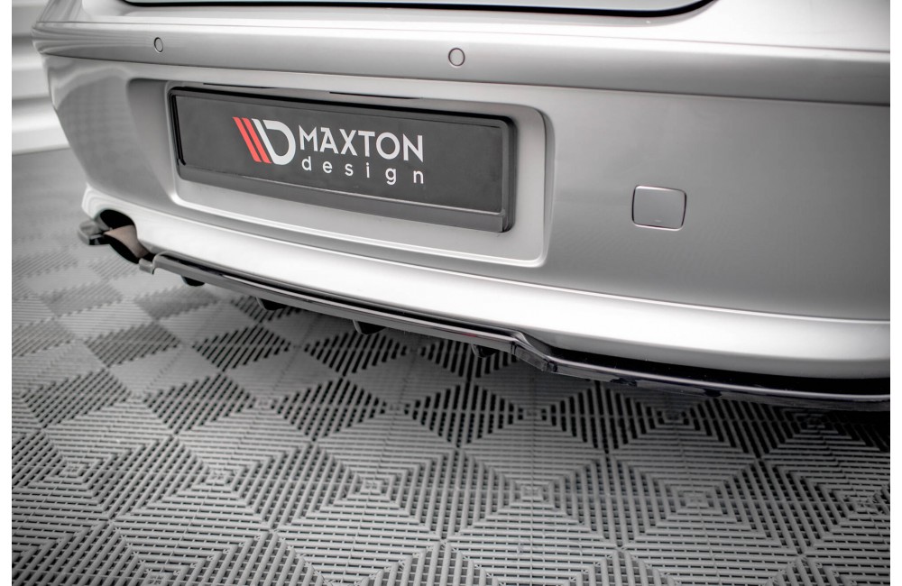 Rear Splitter (with vertical bars) BMW 1 E81 Facelift