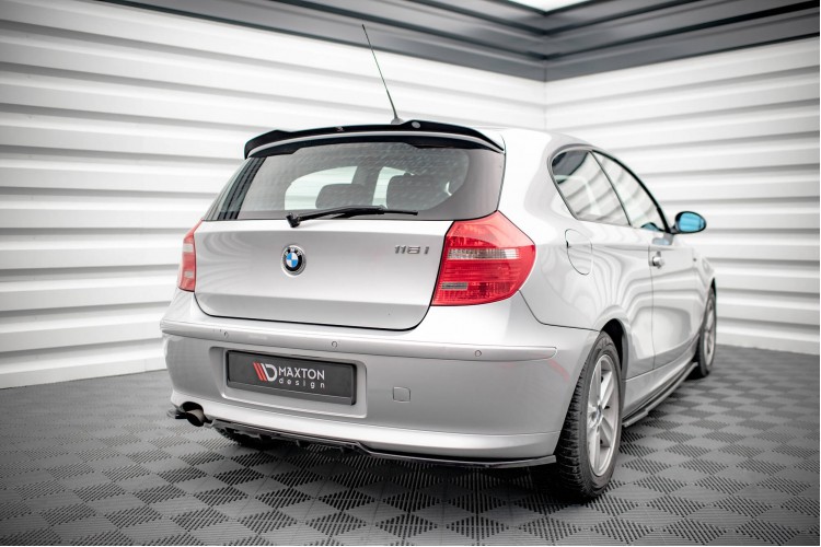 Πίσω splitter (με κατακόρυφες ράβδους) BMW 1 E81 Facelift