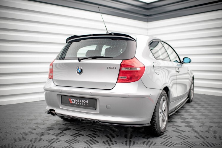 Πίσω splitter (με κατακόρυφες ράβδους) BMW 1 E81 Facelift