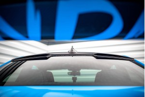 The extension of the rear window BMW M2 F87