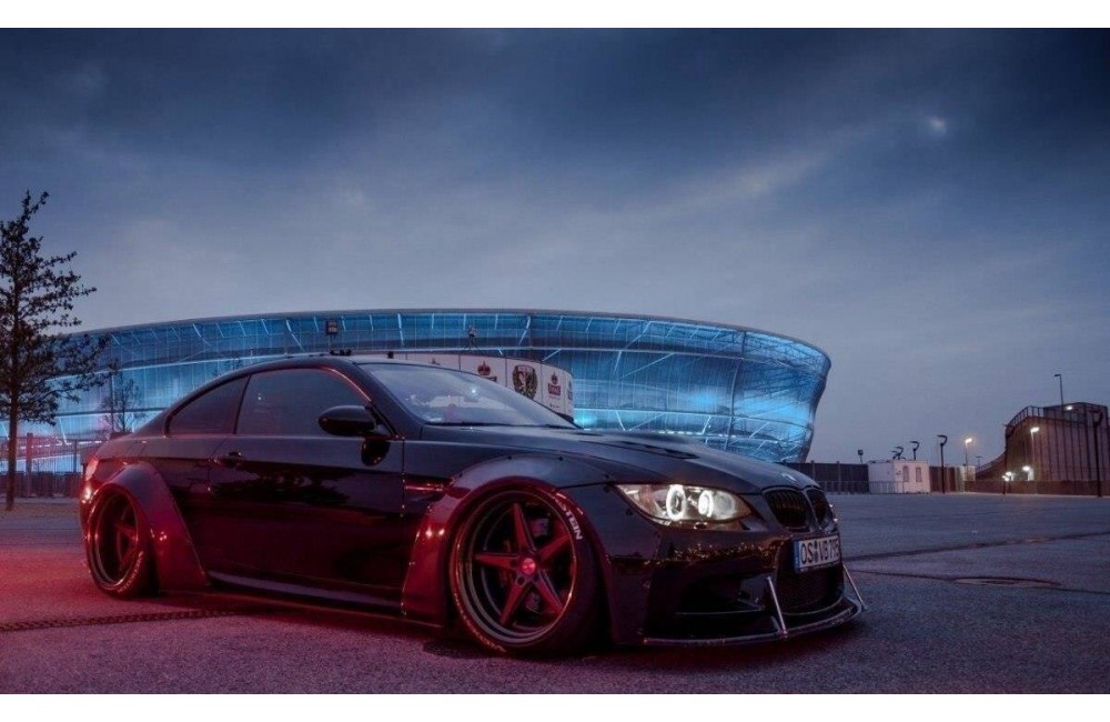 Wide Body BMW M3 E92 Wide Body BMW M3 E92
