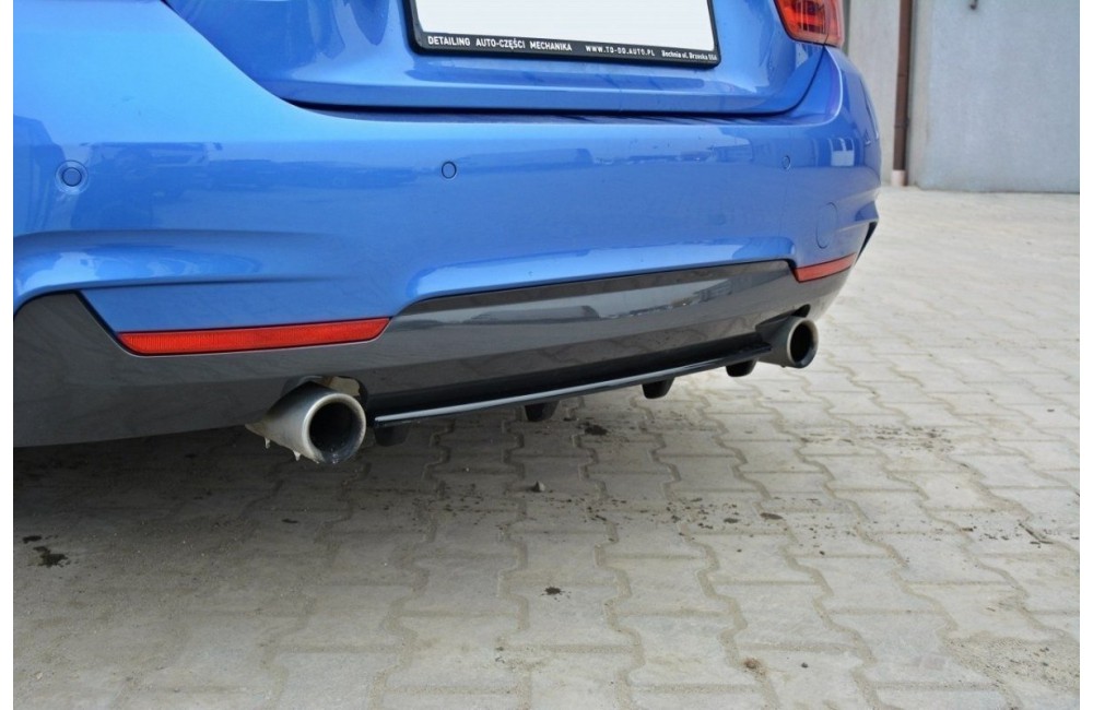 Rear Splitter for BMW 4 Coupe / Gran Coupe / Cabrio M-Pack F32 / F36 / F33 (with vertical bars)