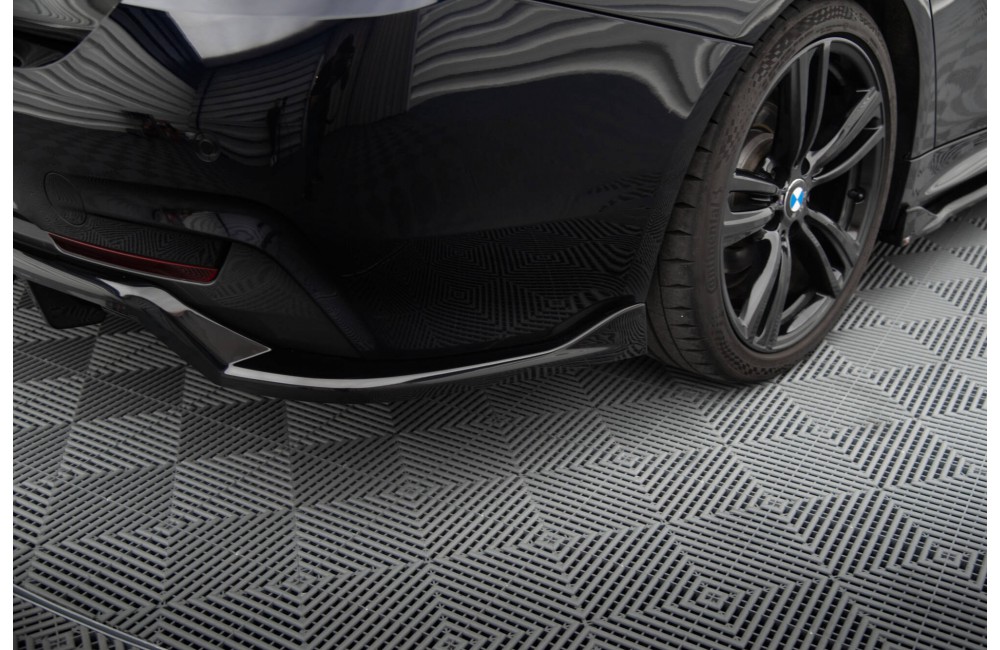 Rear Splitter (with vertical bars) BMW 4 Coupe / Gran Coupe / Cabrio M-Pack F32 / F36 / F33