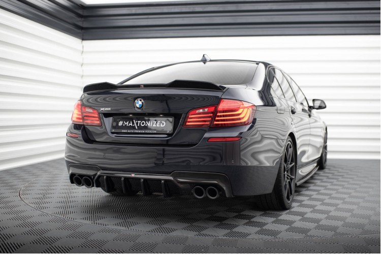 Πίσω valance V.2 BMW 5 M-Pack F10 / F11 (Έκδοση με δύο διπλές εξατμίσεις)