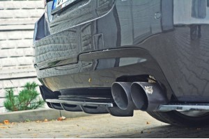 Rear Splitter for BMW 5 F11 M-PACK (fits two double exhaust ends)