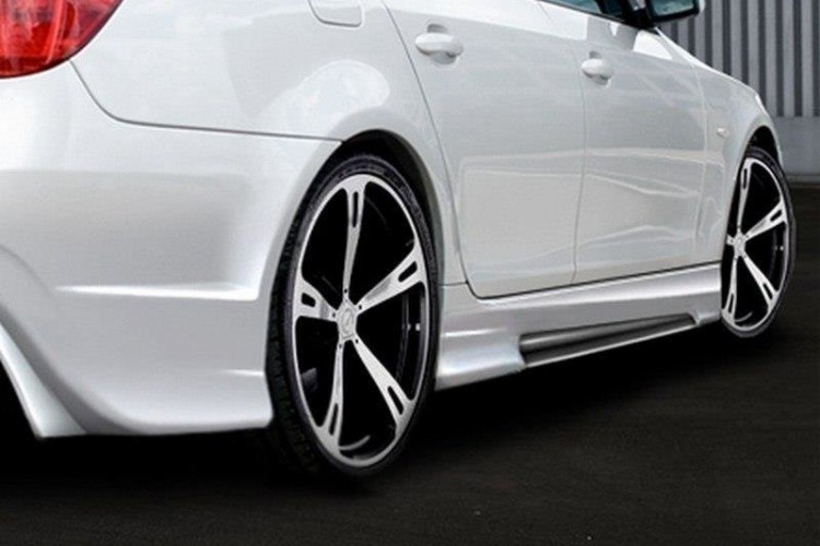 SKIRTS BMW 5 E60 / E61 < GENERATION V >