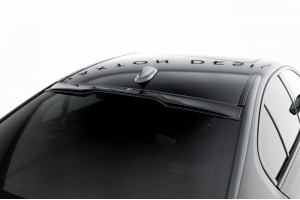 The extension of the rear window BMW M550i / 5 M-Pack Sedan G30 The extension of the rear window BMW M550i / 5 M-Pack Sedan G30