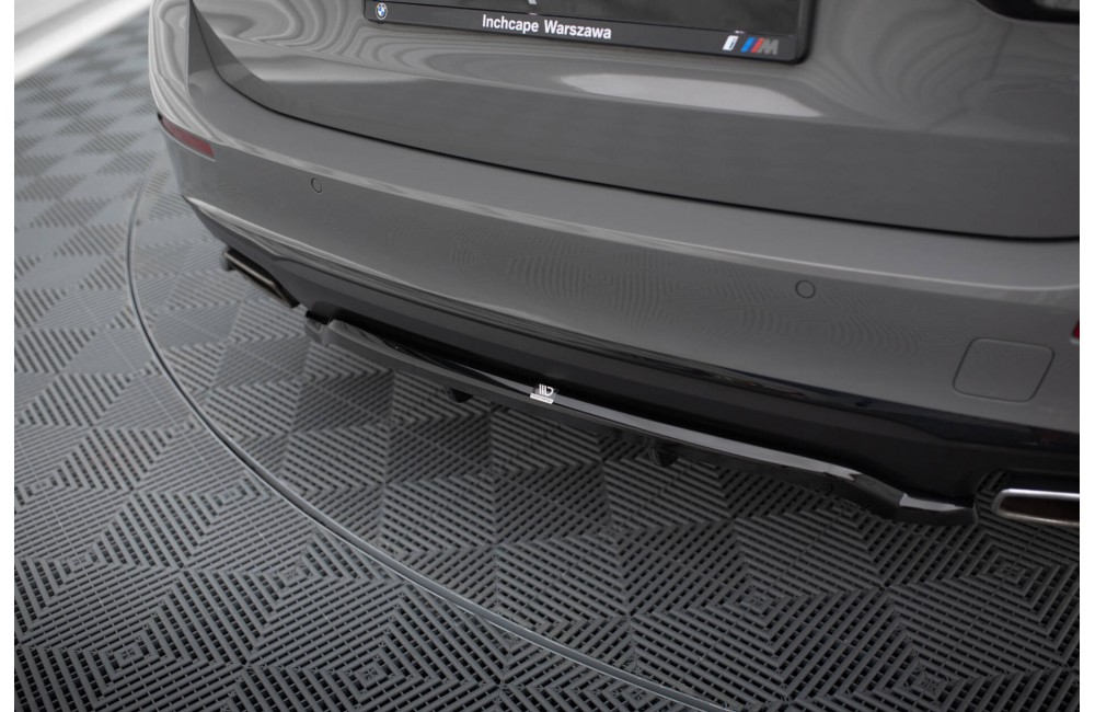 Rear Splitter (with vertical bars) BMW 5 G30 / G31 Facelift