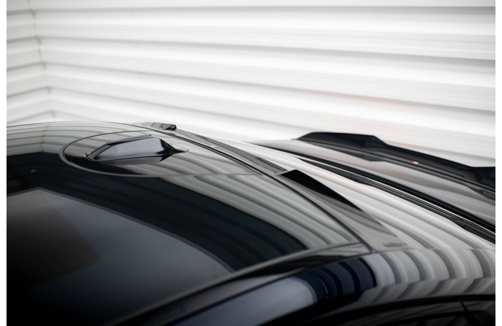 The extension of the rear window BMW 5 / i5 M-Pack Sedan G60 The extension of the rear window BMW 5 / i5 M-Pack Sedan G60
