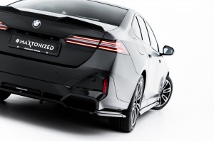 Rear Splitter (with vertical bars) V.1 BMW 5 / i5 M-Pack G60