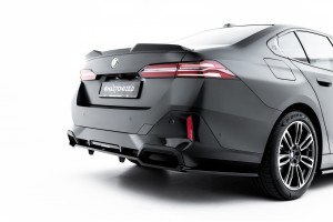 Rear Splitter (with vertical bars) V.2 BMW 5 / i5 M-Pack G60