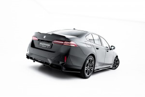 Rear Splitter (with vertical bars) V.2 BMW 5 / i5 M-Pack G60