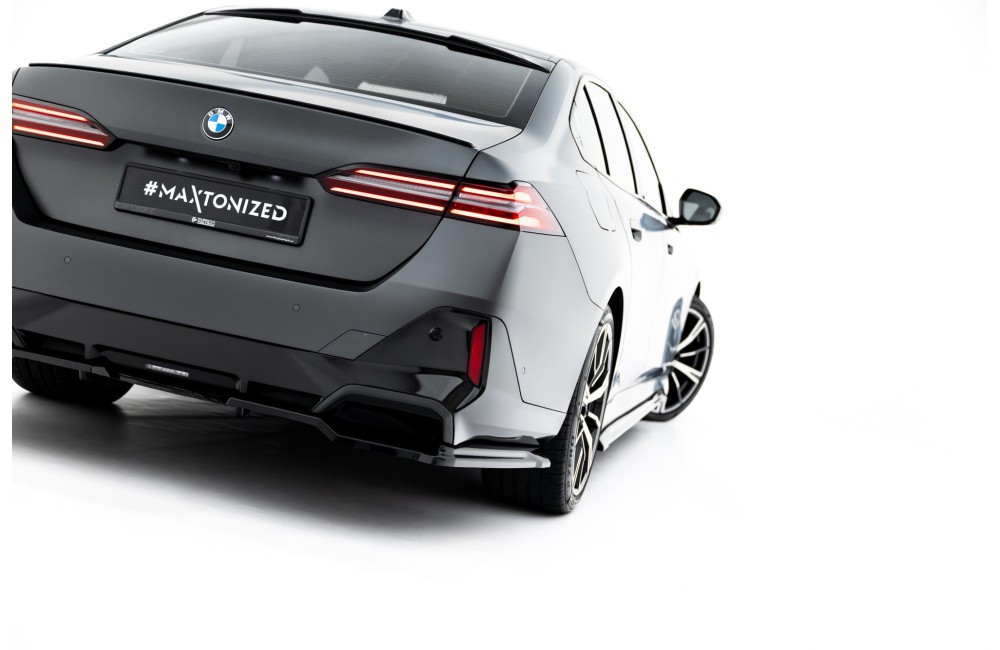 Rear Splitter (with vertical bars) V.1 BMW 5 / i5 M-Pack Sedan / Touring G60 / G61