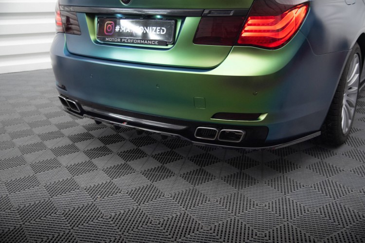 Πίσω splitter (με κατακόρυφες ράβδους) BMW 7 F01