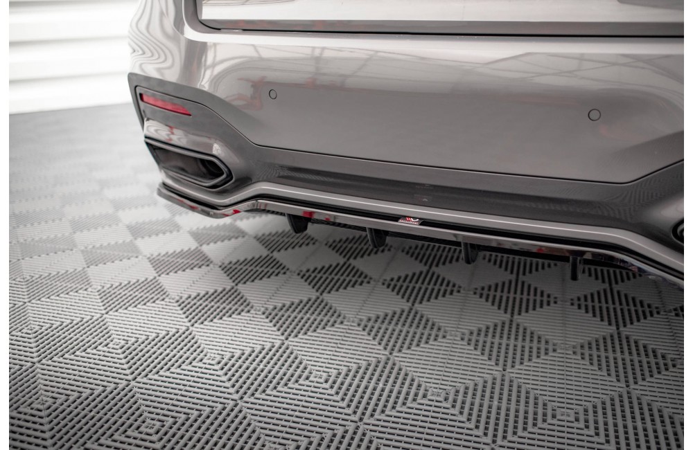 Rear Splitter (with vertical bars) V.1 BMW 7 M-Pack G11 / G12 Facelift