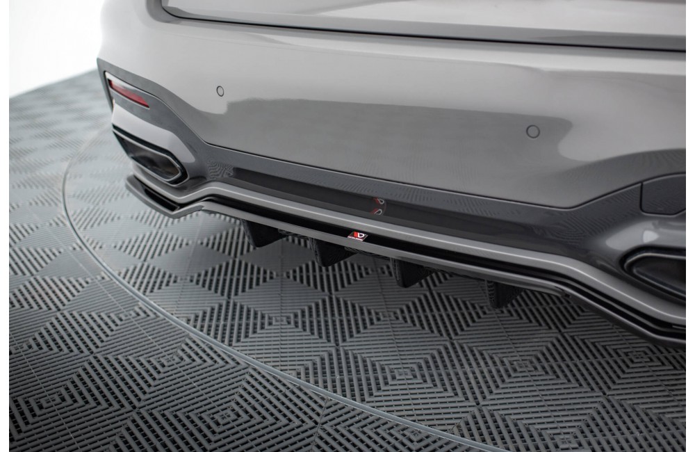 Rear Splitter (with vertical bars) V.2 BMW 7 M-Pack G11 / G12 Facelift