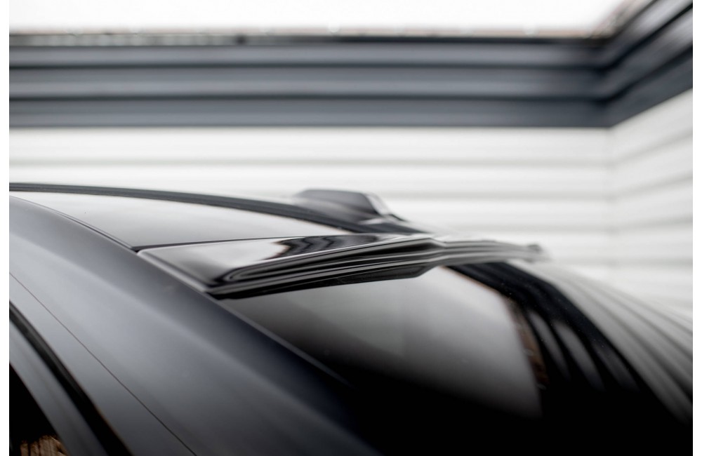 The extension of the rear window BMW 7 M-Pack / M760e / i7 M-Pack G70 The extension of the rear window BMW 7 M-Pack / M760e / i7 M-Pack G70