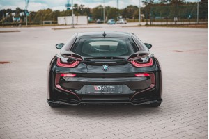 Rear Splitter (with vertical bars) BMW i8