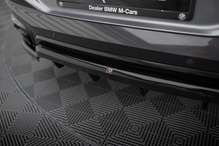 Οπίσθιο Splitter (με κατακόρυφες ράβδους) V.2 BMW X6 M-Pack G06 Facelift