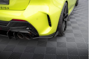 Street Pro Rear Side Splitters V.2 + Flaps V.2 BMW 1 F40 M-Pack / M135i - Black + Gloss Flaps Street Pro Rear Side Splitters V.2 + Flaps V.2 BMW 1 F40 M-Pack / M135i - Black + Gloss Flaps