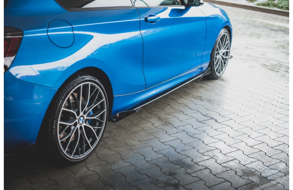 Street Pro Side Skirts Diffusers + Flaps BMW 1 F21 M135i / M140i / M-Pack - Black + Gloss Flaps Street Pro Side Skirts Diffusers + Flaps BMW 1 F21 M135i / M140i / M-Pack - Black + Gloss Flaps