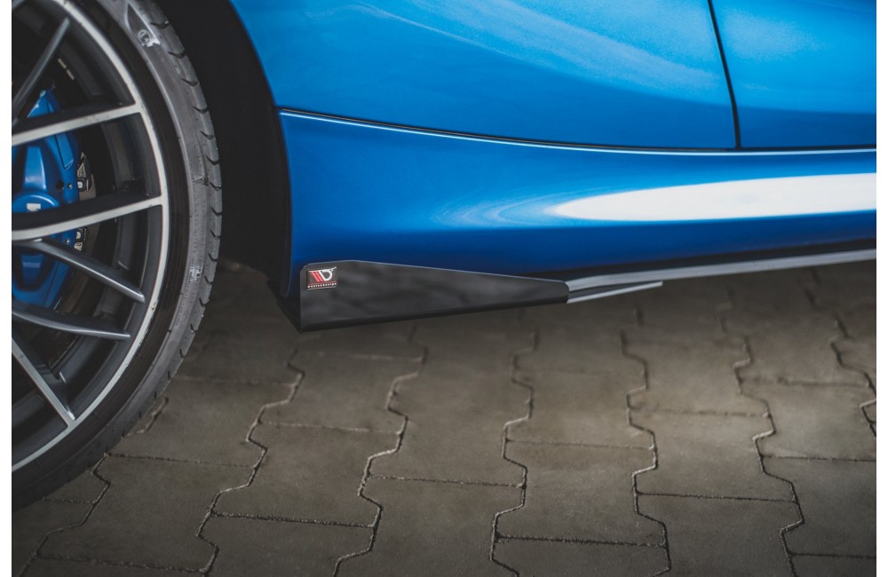 Street Pro Side Skirts Diffusers + Flaps BMW 1 F21 M135i / M140i / M-Pack - Black + Gloss Flaps Street Pro Side Skirts Diffusers + Flaps BMW 1 F21 M135i / M140i / M-Pack - Black + Gloss Flaps