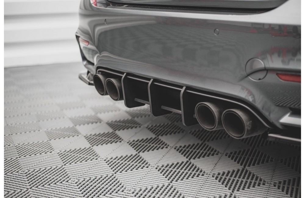 Street Pro Rear Diffuser BMW M4 F82 - Black